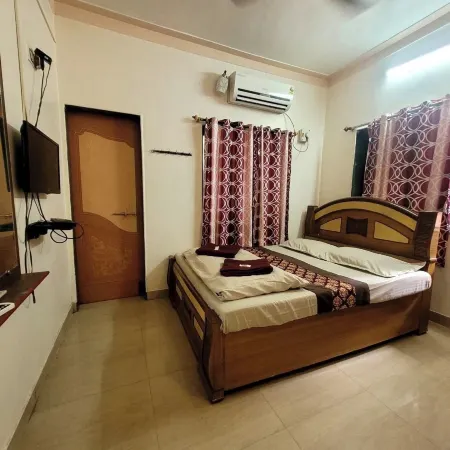 Sun n Sand Holiday Home