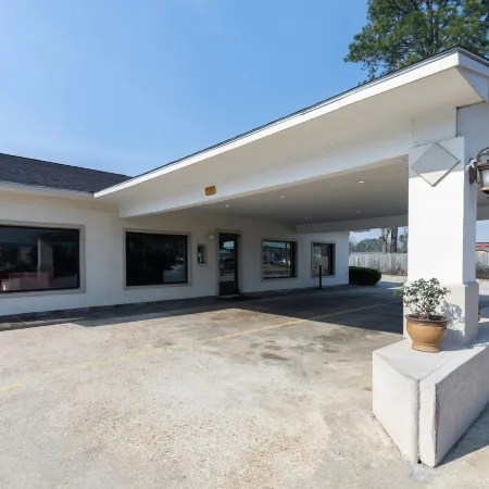 OYO Hotel DeRidder Hwy 171 North
