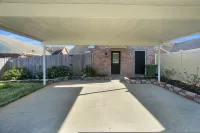 Comfortable 2BR Near Gunter AFB Whitewater