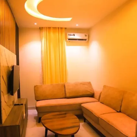 Motion Hotel and Suites