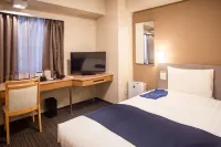 Hamilton Hotel Blue