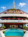 Diana Cruises Halong Bay - Luxury by Venus Group - Infinity Pools