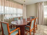 Comfort Inn West
