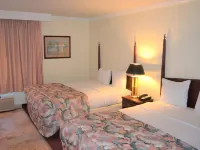 Merced Inn & Suites Hotels in Merced