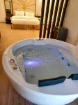 Golden Elite Hotel - Hot Tub