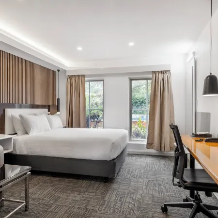 Best Western Plus Buckingham International