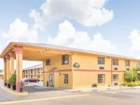 Days Inn & Suites by Wyndham Marshall Hotels in Harrison County