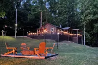 Hillside: Cosby 'Cozy Cove' Cabin w/ Hot Tub - Wifi