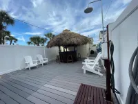 Gulf-Side Beach House - Tiki Bar · Direct Beach Access · No Roads to Cross - Bãi biển