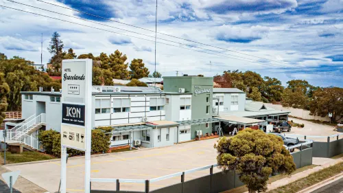 Hotel Gracelands