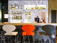 Ibis Versailles Château - Quầy bar
