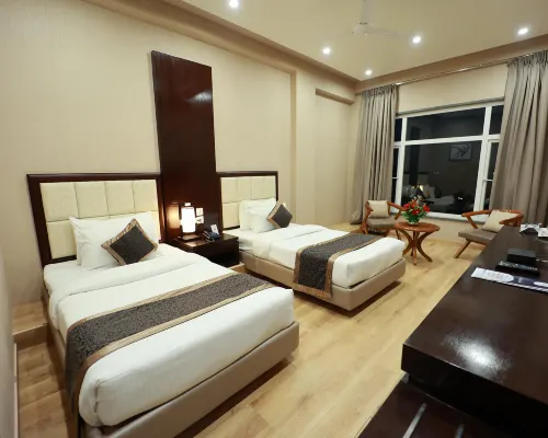 Hotel Empire Stay Hotels in Amravati