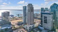 Electra Love Loft w/ Downtown Views, Free Parking - Apartemen