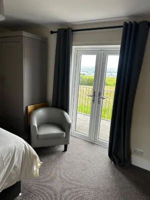 Chevin End Guest House - Wifi