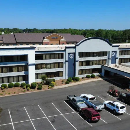 SureStay by Best Western Charlotte Matthews