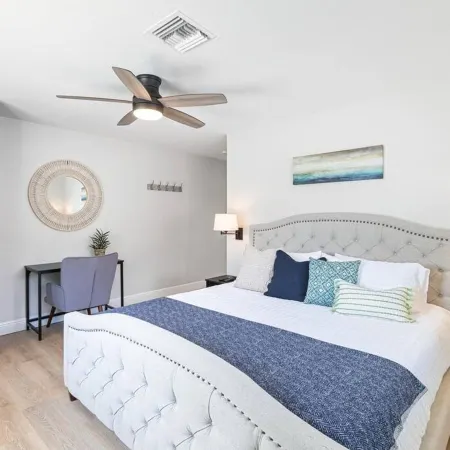 Cozy Home at Lighthouse Point With Pool