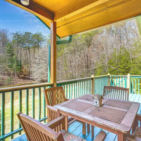 Murphy Cabin w/ Deck, Grill & Private Pond!