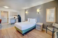 Studio 6 Tucson, AZ - Irvington Road - Hot Tub