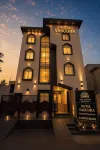 Goyal Hoteliers - Hotel Vasudha Near Prem Mandir, Vrindavan - バルコニー