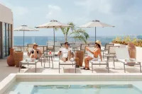 Hotel Indigo PLAYA DEL CARMEN by IHG - familiares