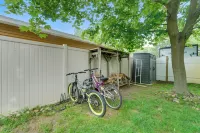 Pet-Friendly Caseville Cottage Near Lake Huron - parking