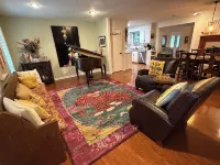 4BR/3BA home, close to square, <2m from stadium - 4-Star