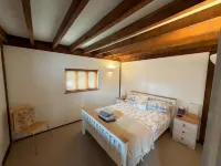 Cabin Sleeps 6 With Parking and Patio - 3-Star
