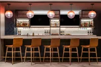 แอทเวลล์สวีทส์ ไมอามี บริคเคลล์ บาย IHG - ที่มีบาร์