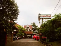 Pondok Serrata Convention, Boutique & Tourist Hotel - Parkplatz