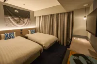 โรงแรมชี โอซาก้า - ที่มีบาร์