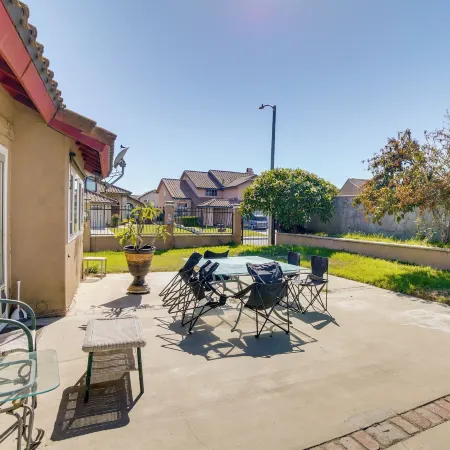Near Golf & Buzzers Baseball! Ontario Ranch Home