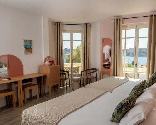 Hôtel le Provençal Các khách sạn gần Mount Boron
