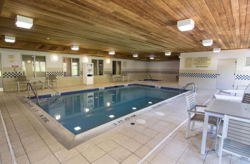 Country Inn & Suites by Radisson, Lehighton-Jim Thorpe, PA photo 4