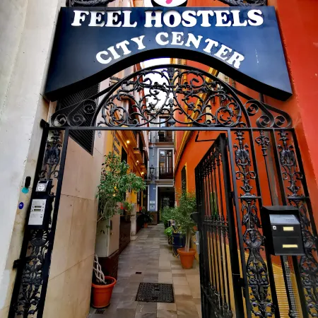 Feel Hostels City Center