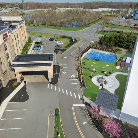 Hampton Inn & Suites Robbinsville