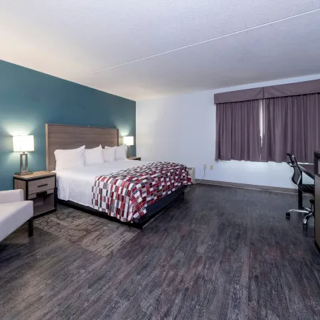 Red Roof Inn & Suites Wilmington - New Castle