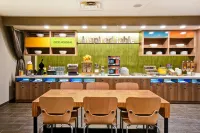 Home2 Suites by Hilton LaGrange - parking