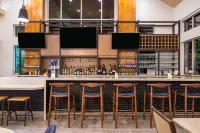 Hilton Garden Inn Bend - Barer