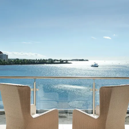 Sheraton Samoa Aggie Grey's Hotel & Bungalows