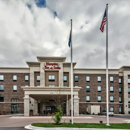 Hampton Inn & Suites Detroit/Allen Park