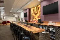 Hilton Fort Wayne at the Grand Wayne Convention Center - Barer