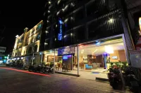 The Crystal Beach Hotel - piscina