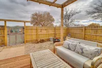 Yard, Deck, Grill! Desert Hideaway By Jemez Canyon - Apartments