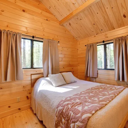 Hiking/biking Trails On-site! Rustic Oxford Cabin Hotele w: Chenango County