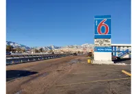 Motel 6 Canon City, CO - Pet friendly