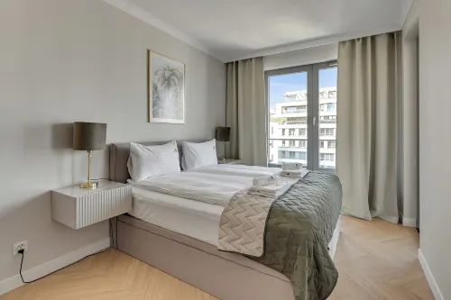 Lion Apartments - Plac Unii Gdynia Central - 4-Star