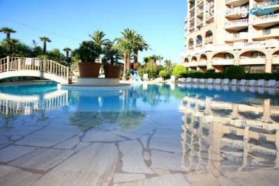 Outdoor Swimming Pool #Cannes Boccacabana Beach, Seafront, in Résid Pierre&Vacances 3 Stars Photo