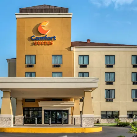 Comfort Suites