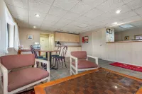 Econo Lodge Dewitt I-90 Hotels in East Syracuse