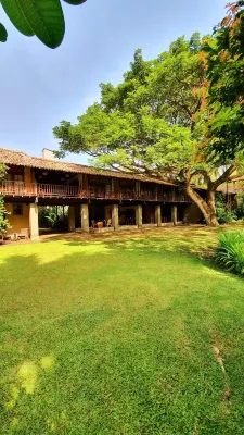 Dunes Unawatuna Hotel